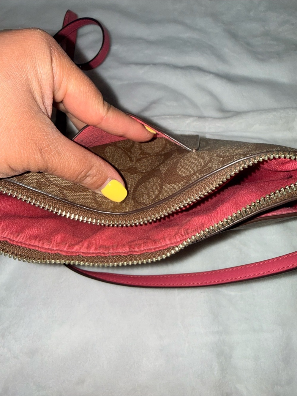 Coach East/West Pop Up Crossbody with Pink Leather Removable Pouch - Picture 13 of 15
